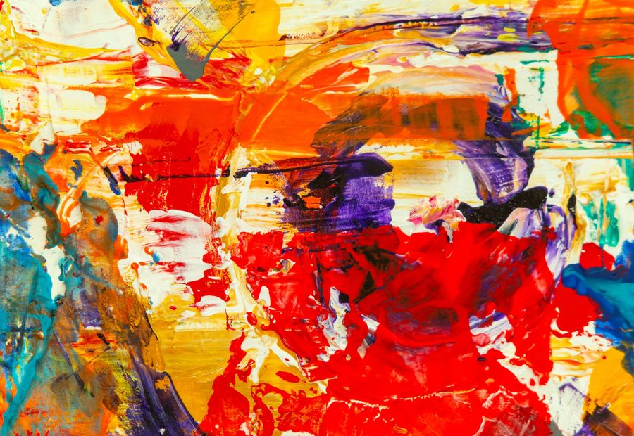Création visuelle colorée affichée sur une tablette